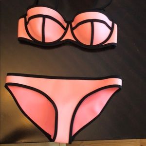 Triangl Neoprene bikini size small + in pink.
